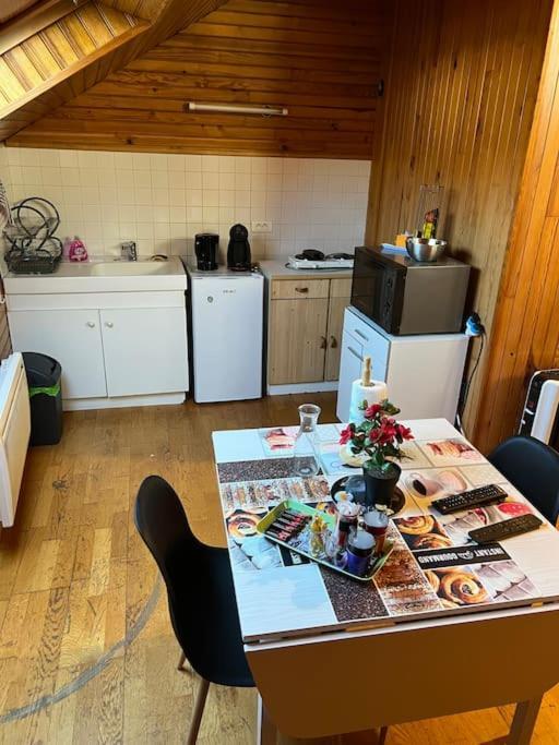 Studio Hyper Centre Tulle Appartement Buitenkant foto