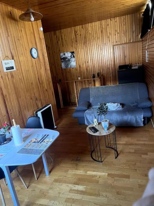 Studio Hyper Centre Tulle Appartement Buitenkant foto